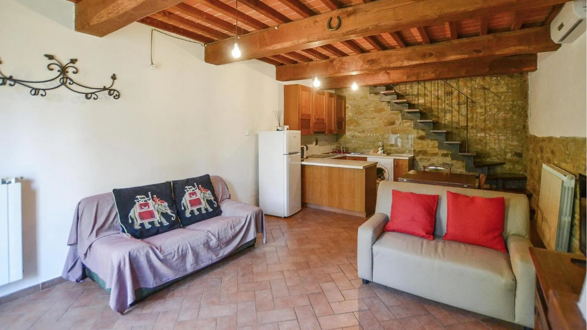 Holiday home Nice Home In Arezzo With Kitchen
