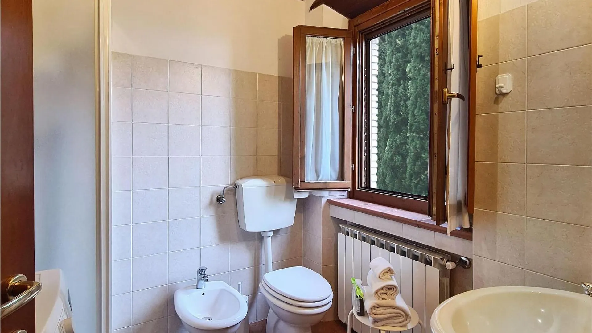 Nice Home In Arezzo With Kitchen 0*,