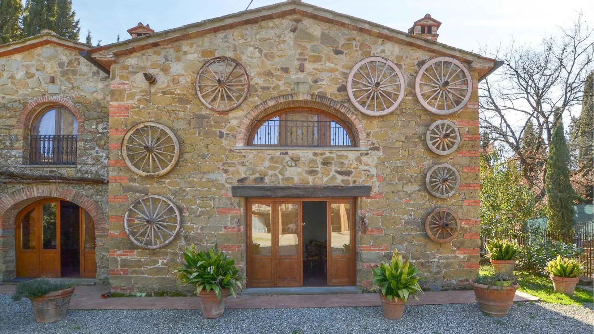 Nice Home In Arezzo With Kitchen